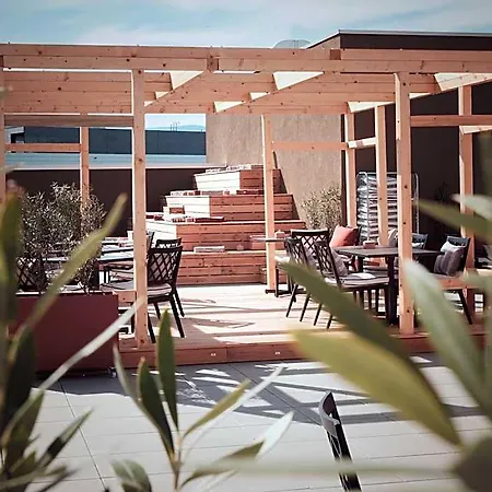 Afterwork Hotel